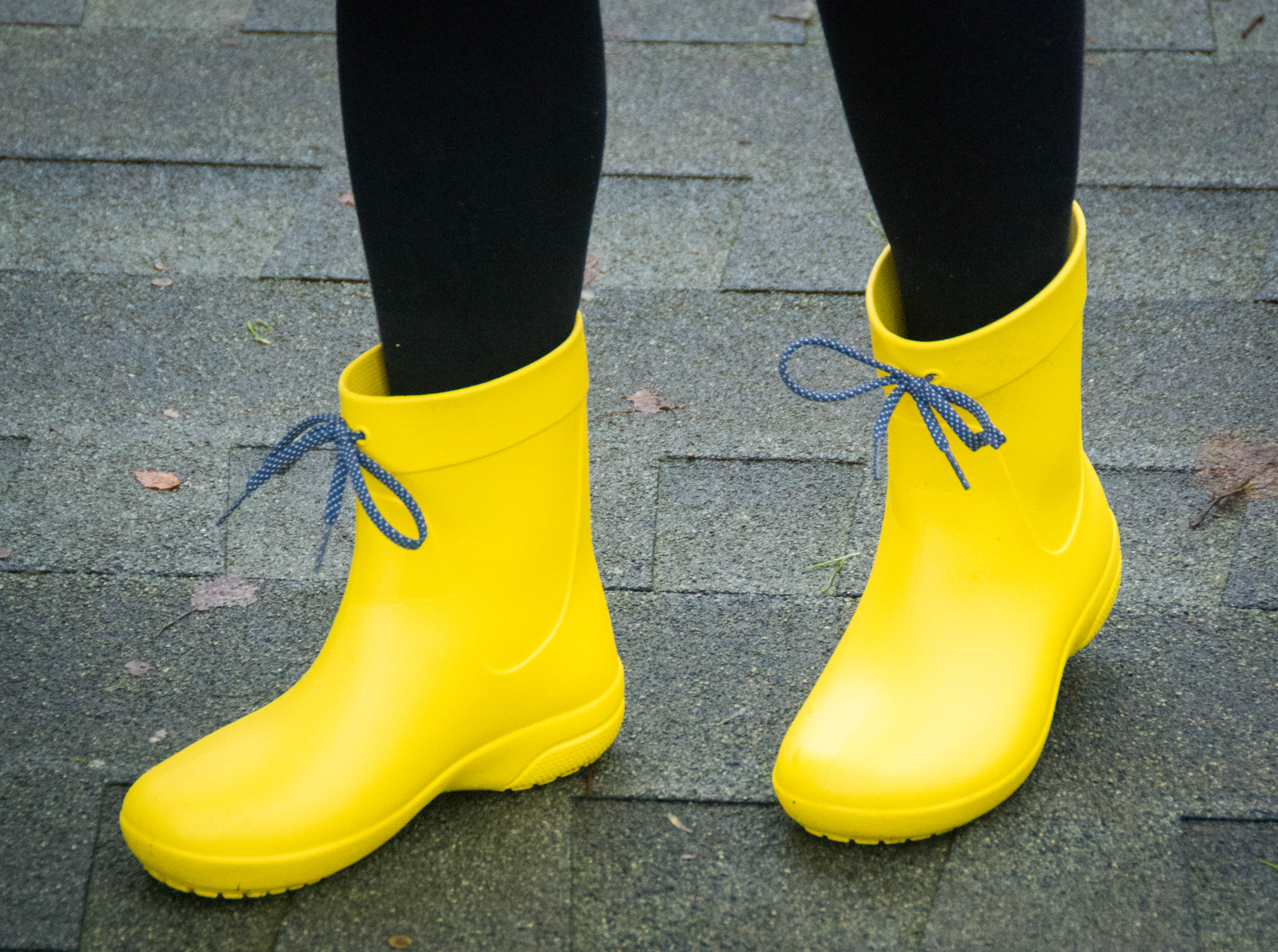 crocs chelsea rain boots