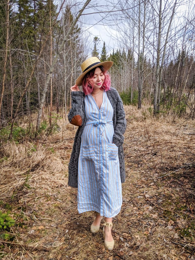 stripped maxi dress straw boat hat maternity wear Montreal fashion beauty lifestyle blog 5
