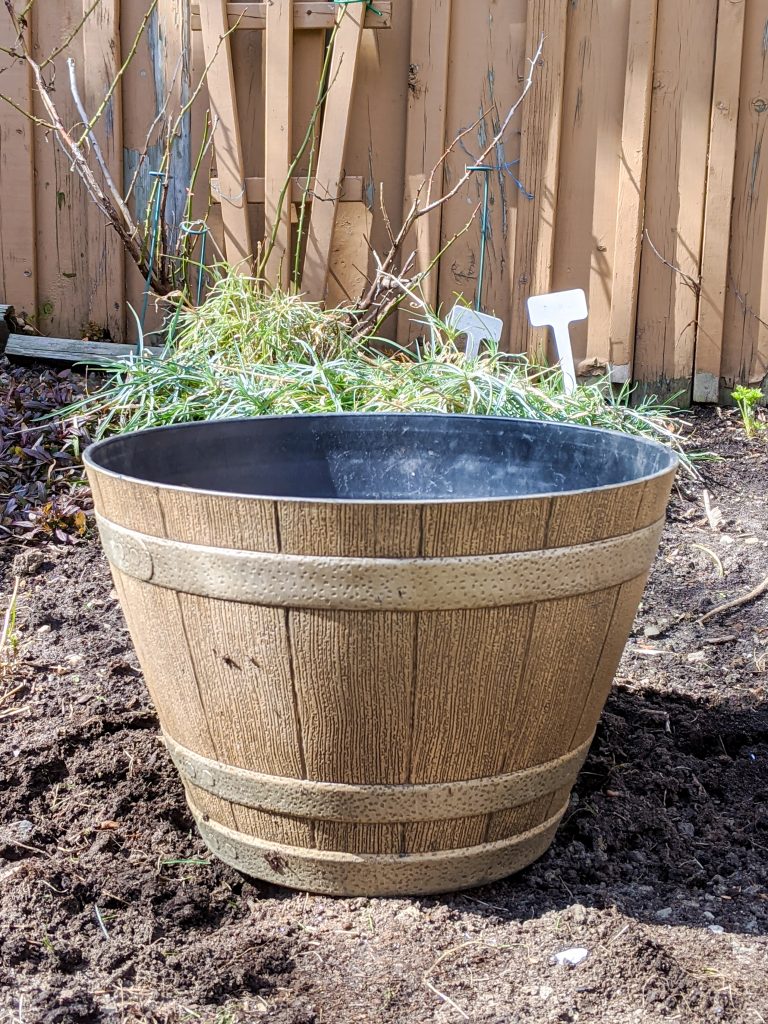 barrel planter ideas Montreal lifestyle fashion beauty blog