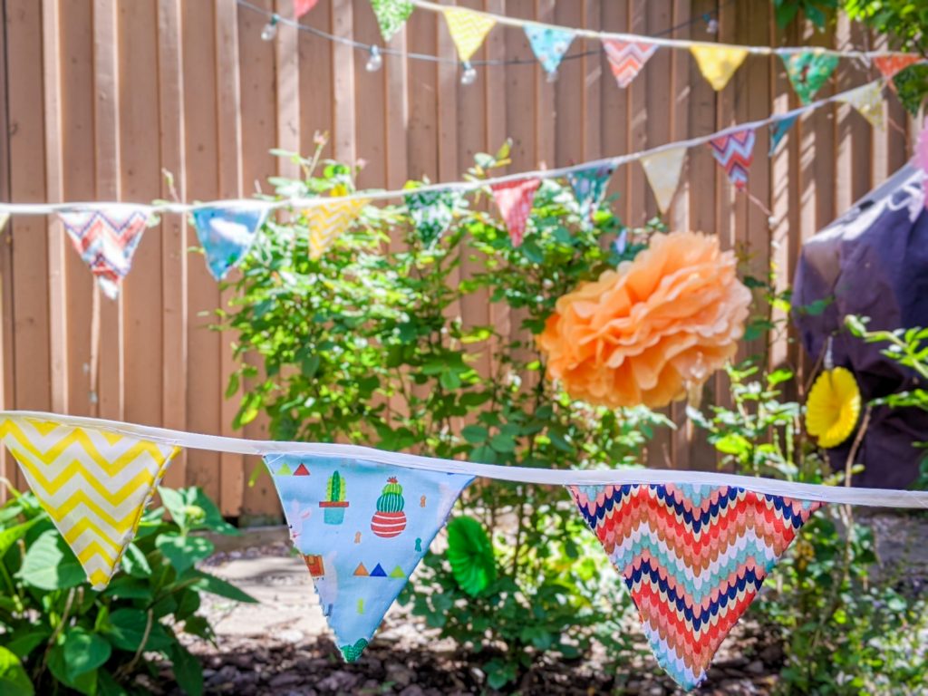 DIY birthday party bunting banner Montreal lifestyle fashion beauty blog 4