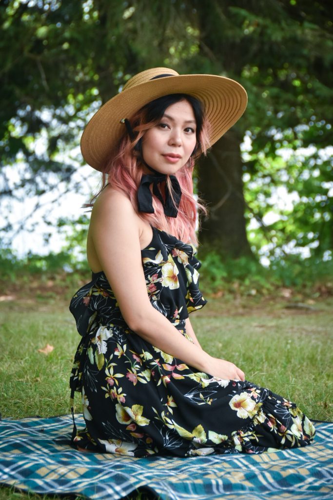 straw hat floral dress summer fashion Montreal fashion beauty lifestyle blog 2