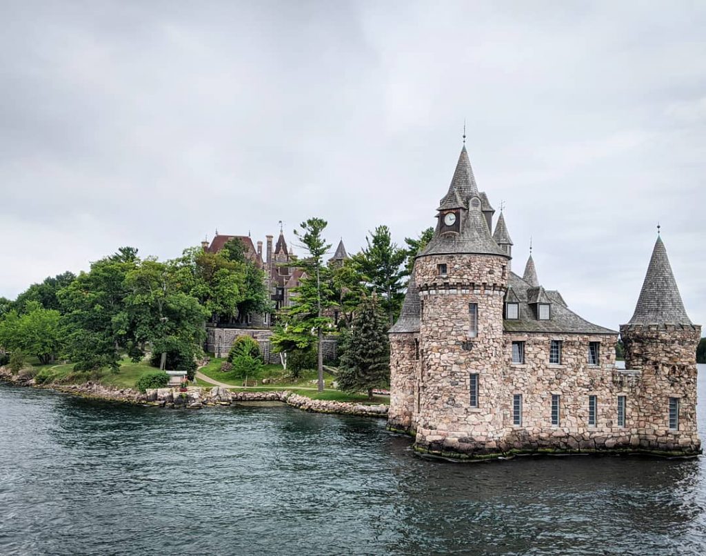 Boldt Castle Gananoque Boat Tour 1000 Islands Sandbanks Provincial Park travel Montreal lifestyle fashion beauty blog