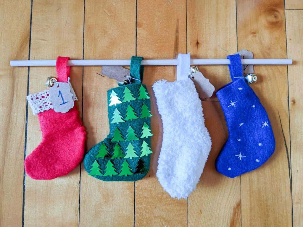 string stockings through dowel DIY advent calendar Montreal lifestyle fashion beauty blog