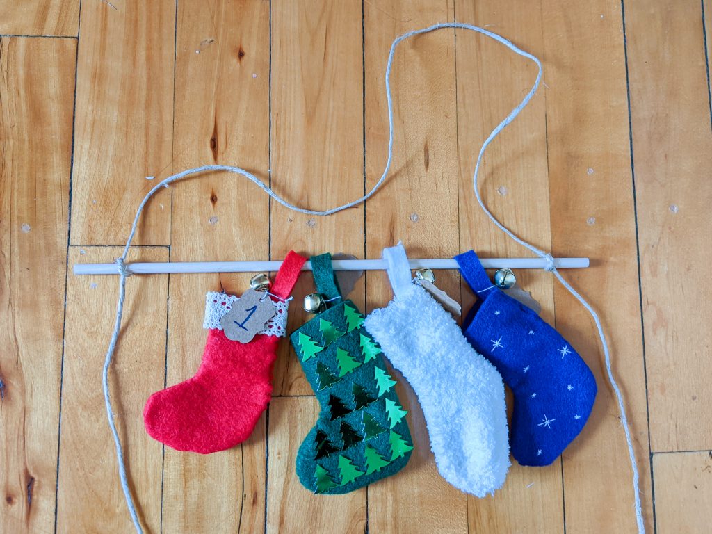 tie string to dowel DIY advent calendar Montreal lifestyle fashion beauty blog