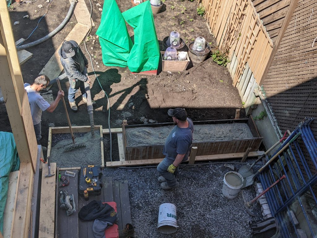 slab for heat pump and deck stairs Montreal lifestyle fashion beauty blog