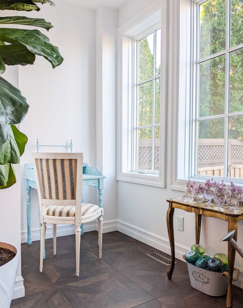 sunroom nook Montreal lifestyle fashion beauty blog