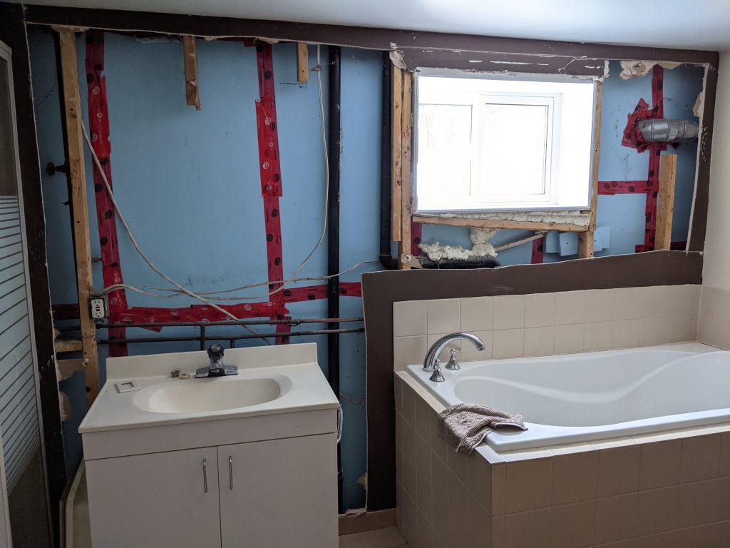 before basement bathroom laundry room makeover renovation remodel Montreal lifestyle fashion beauty blog 1