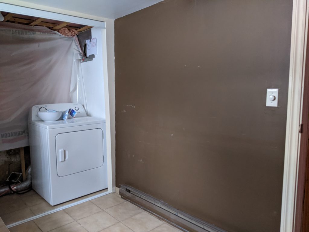 before basement bathroom laundry room makeover renovation remodel Montreal lifestyle fashion beauty blog 6
