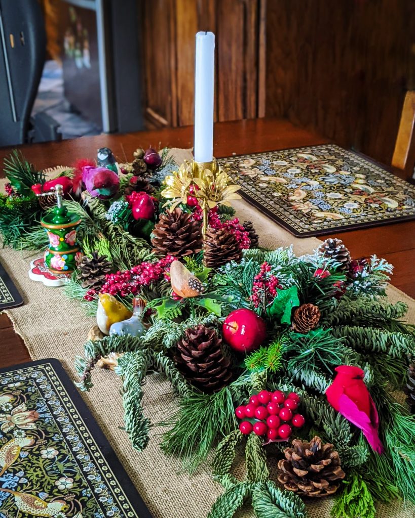 Christmas centrepiece DIY amateur floristry Montreal florist